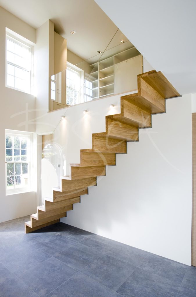 1996 - Bisca Contemporary Oak Cantilever Staircase Design Channel Islands