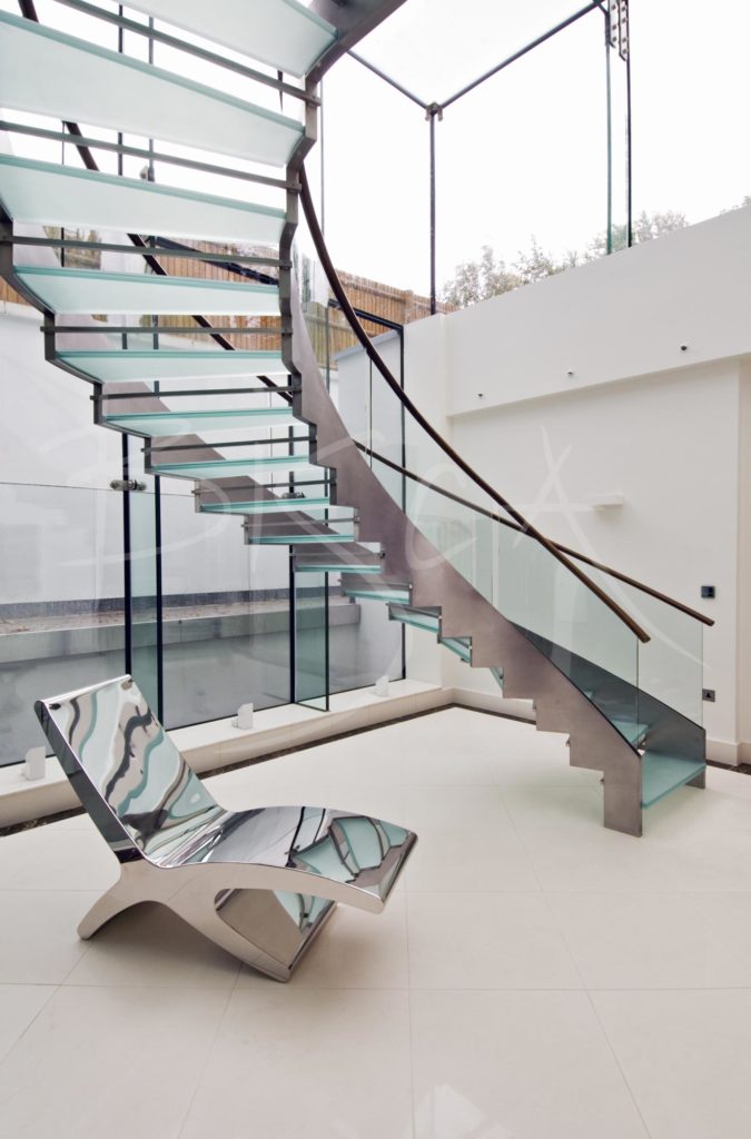 2146 - Bisca glass helical stair design UK