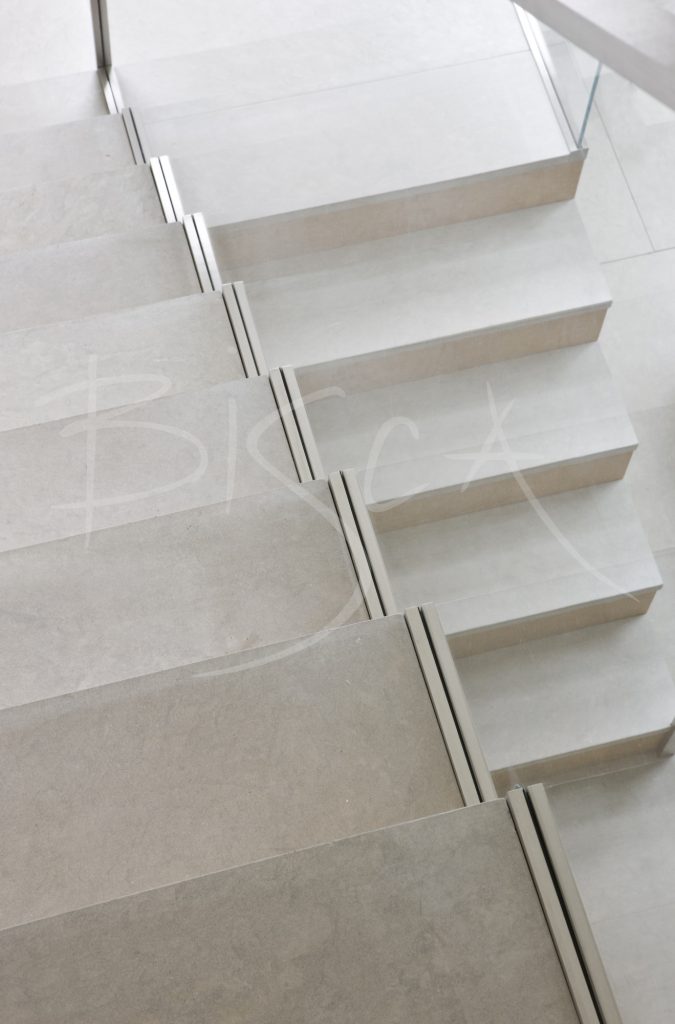2314 - Bisca Contemporary Staircase Design