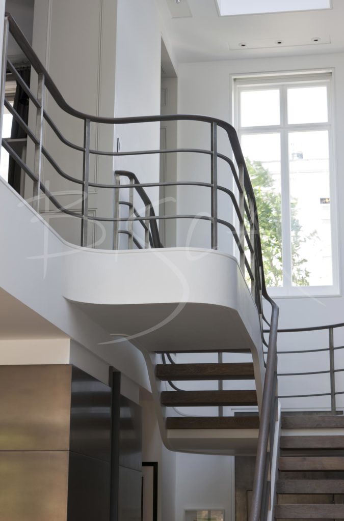 3080 - Bisca award winning feature staircase