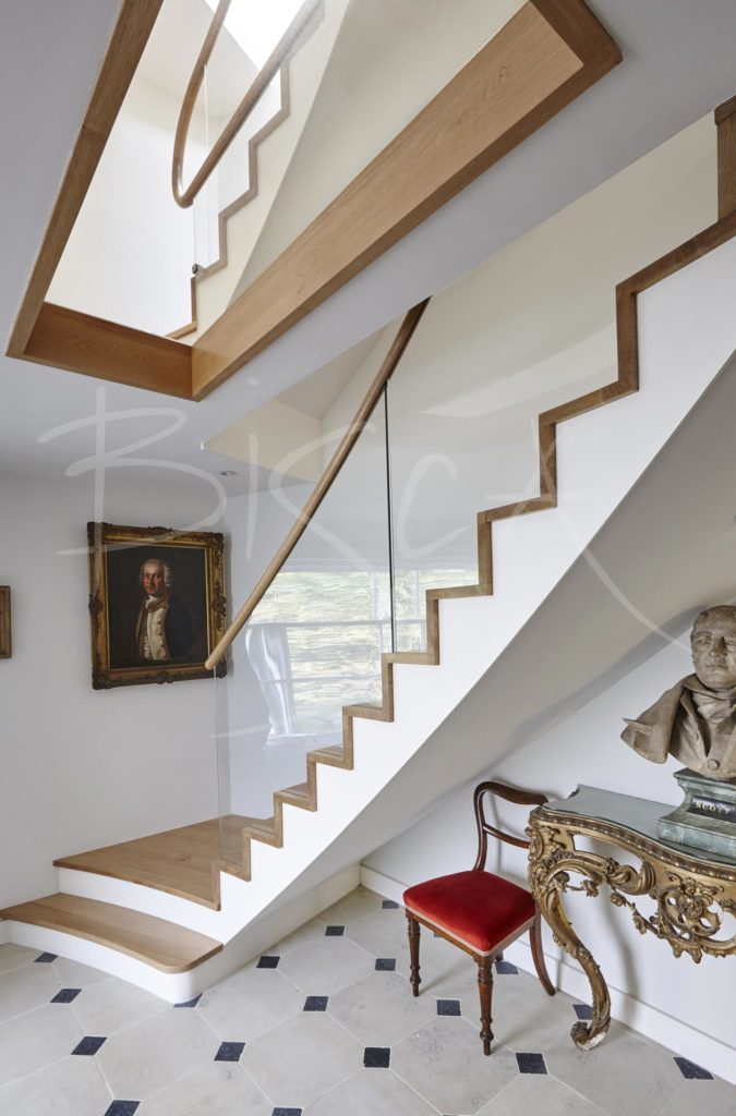 3123 - Bisca contemporary oak stair listed building