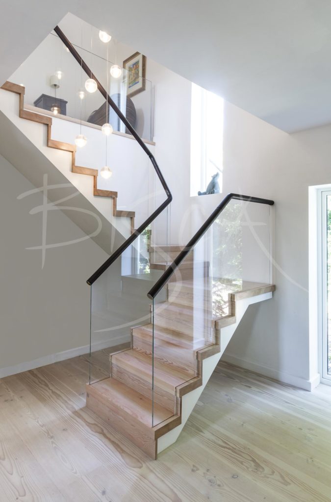 3250 - Bisca Contemporary Timber Staircase Design