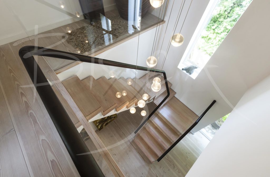 3250 - Bisca Contemporary Timber Staircase Design
