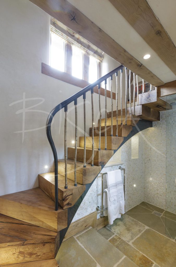 3362 - Bisca oak stair designs