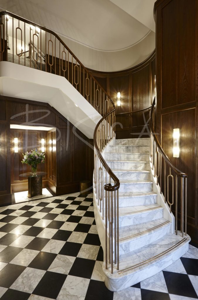 3764 - Bisca classic staircase london