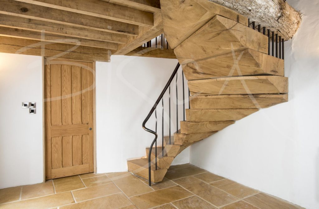 3826 - Bisca Rustic Staircase Design