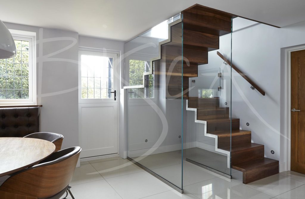 4190 - Bisca Kitchen Stair Design