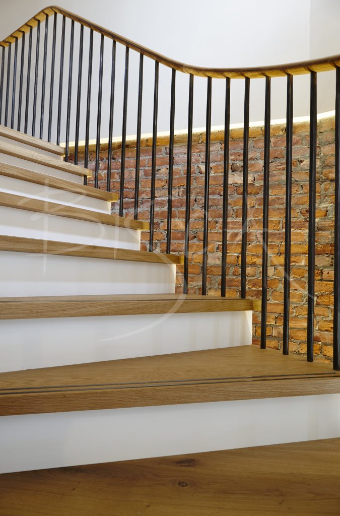 4339 - Bisca Industrial Style Staircase Design York