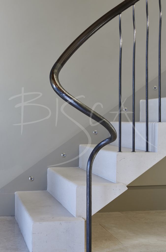 4342 - Bisca Stone Cantilever Staircase Design