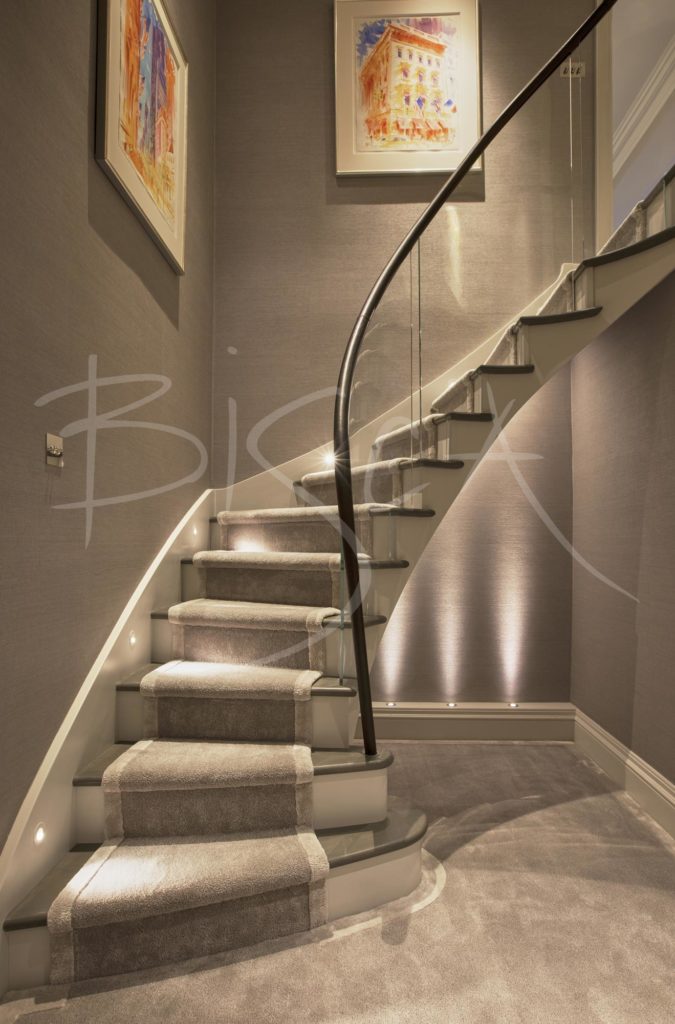 5366 - Bisca apartment staircase with luxury carpet