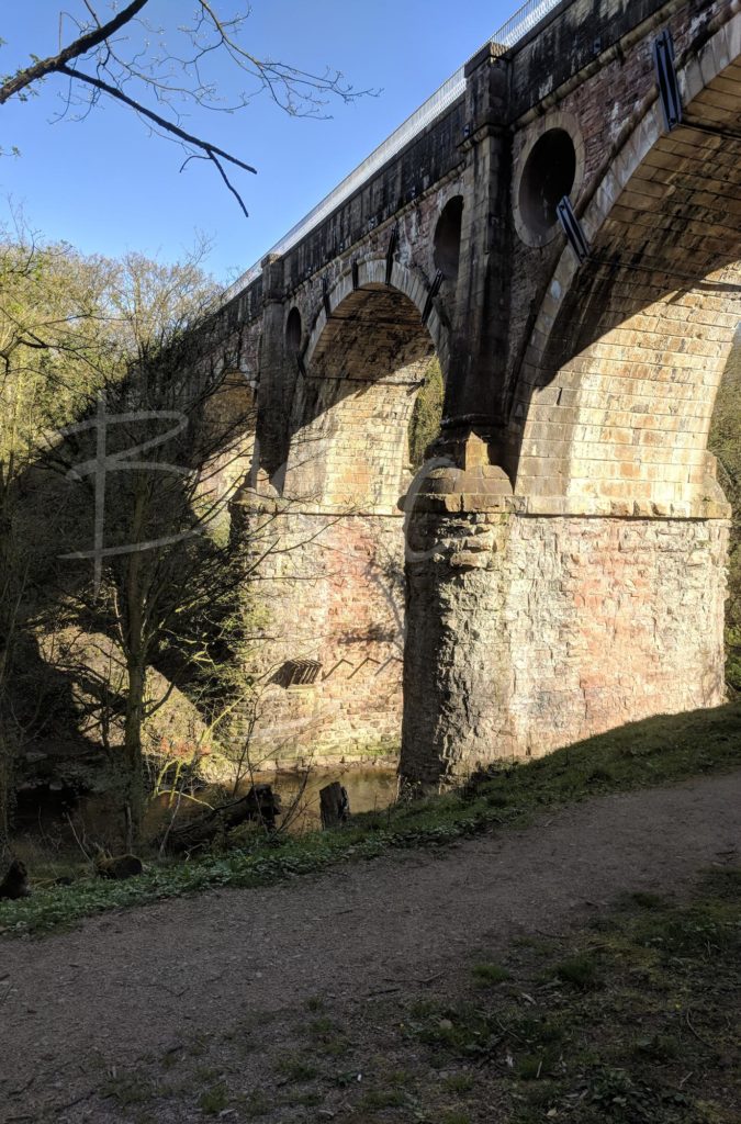 6486 - Bisca 6486 - Bisca Parapet Railing on Marple Aqueduct