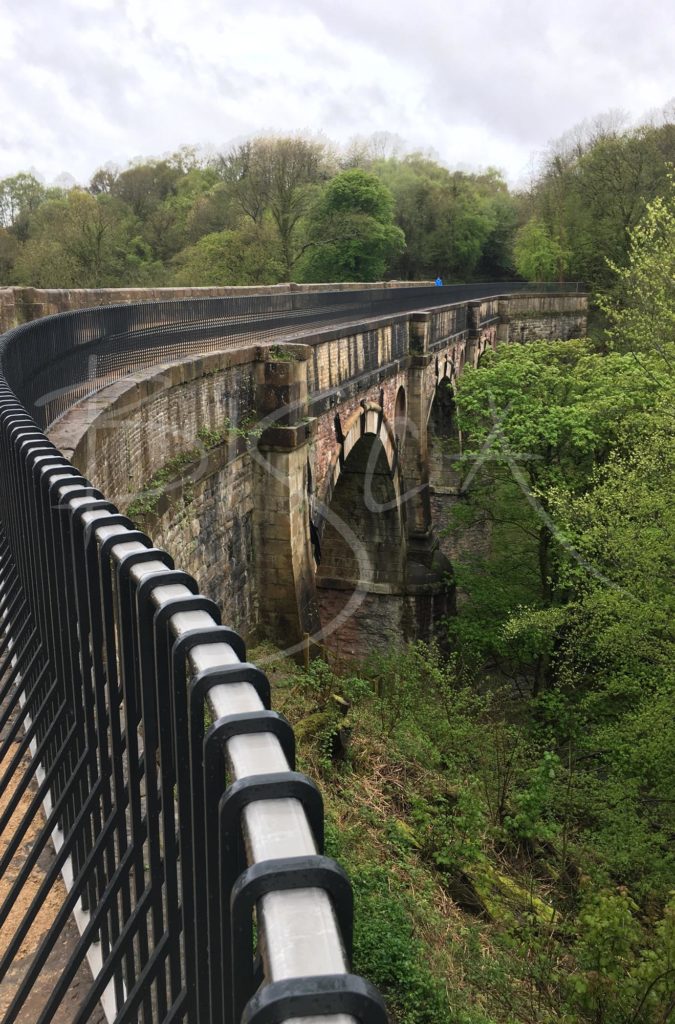 6486 - Bisca Parapet Railing on Marple Aqueduct