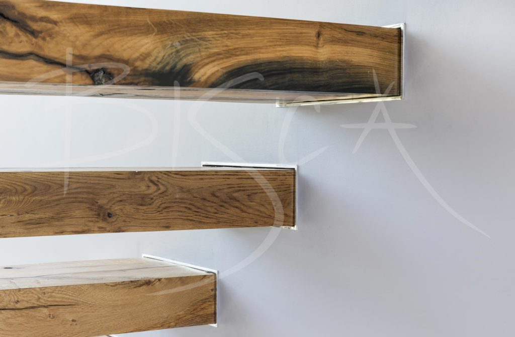 7129 - Bisca Flamed Oak Cantilever Staircase Design
