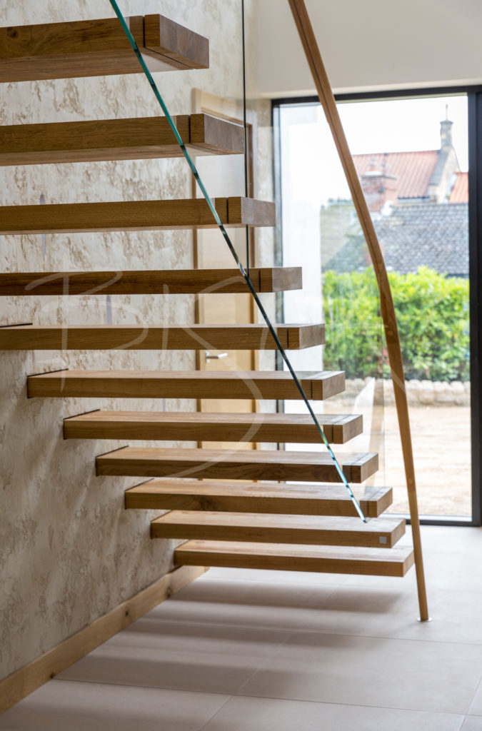 Oak cantilever staircase design uk