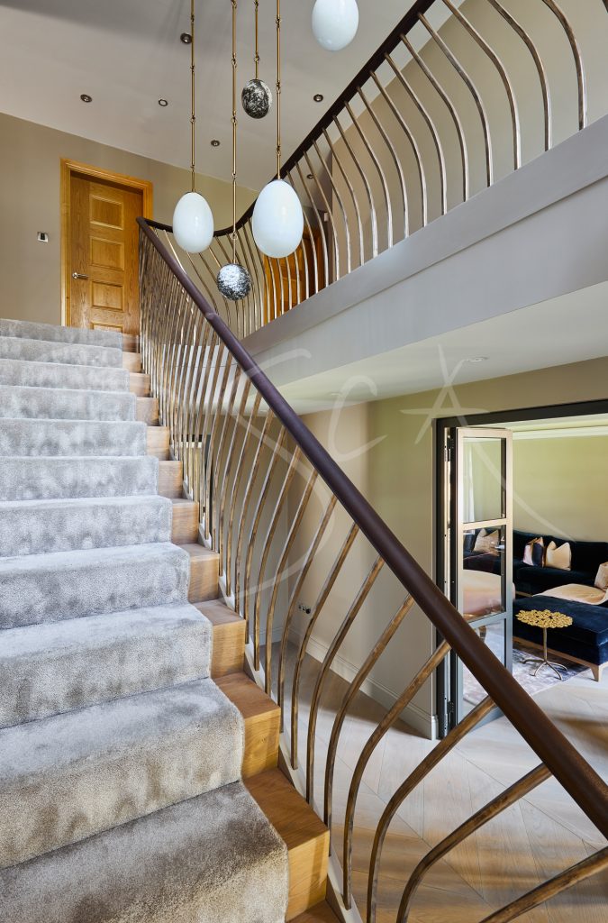 Bisca stairs with carpet runner