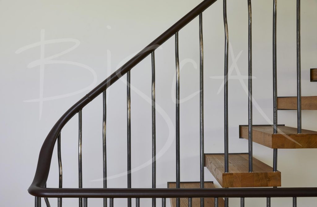Elegant Staircase Balustrade