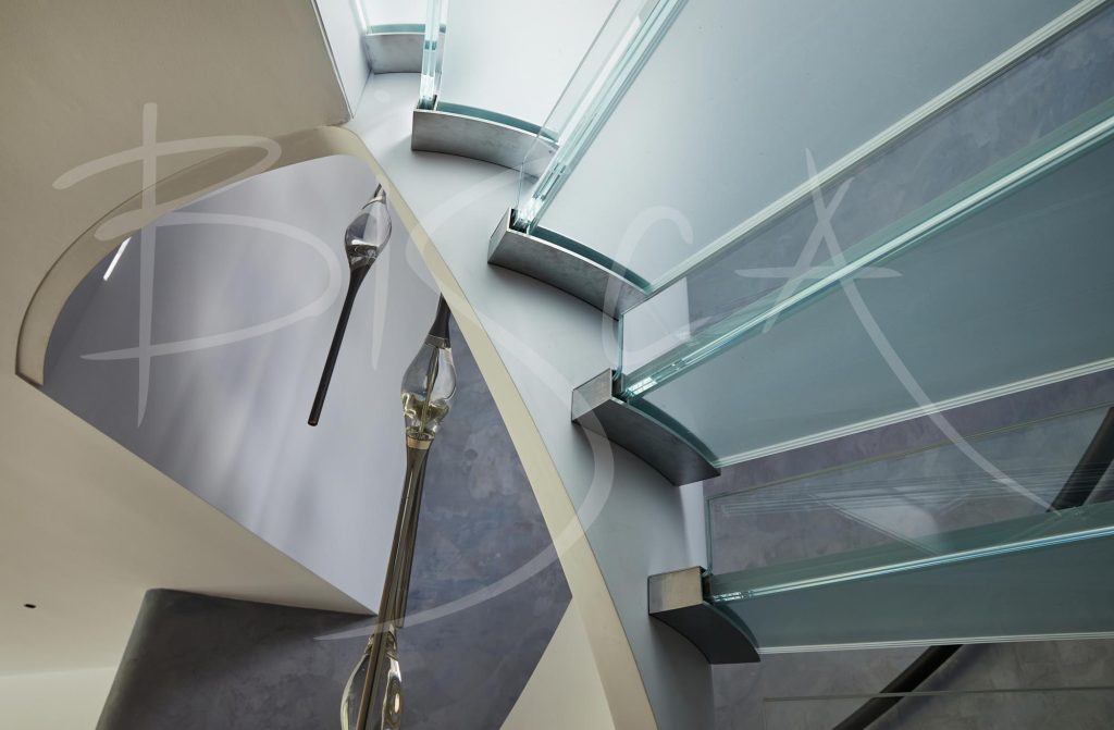 Bisca-8986---Helical-Staircase,-Guildford-(20)