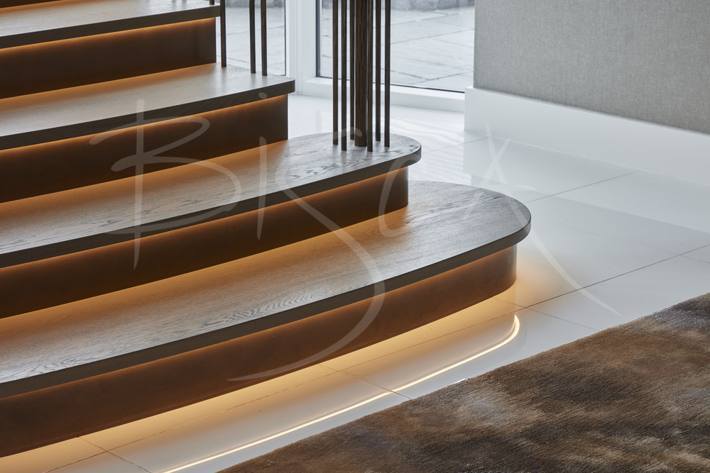 Feature Oak Staircase Treads 9483 Feature Oak Staircase Treads 9483