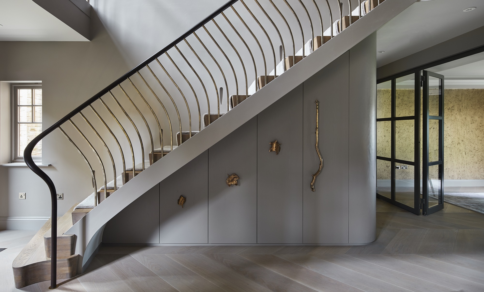 Hallway Feature Staircase with Bronze Balustrade 7626